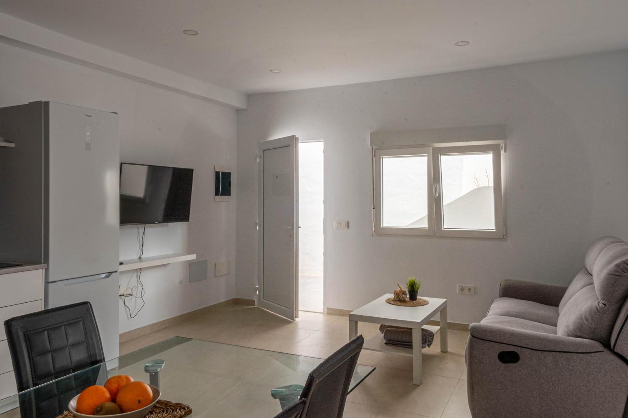 Kiposhi Beach Apartments Punta Mujeres Арія Екстер'єр фото