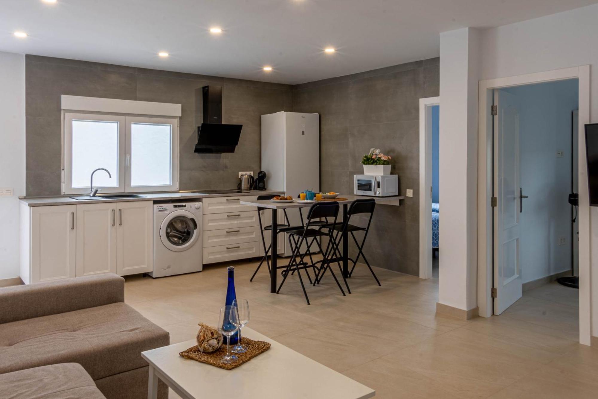 Kiposhi Beach Apartments Punta Mujeres Арія Екстер'єр фото